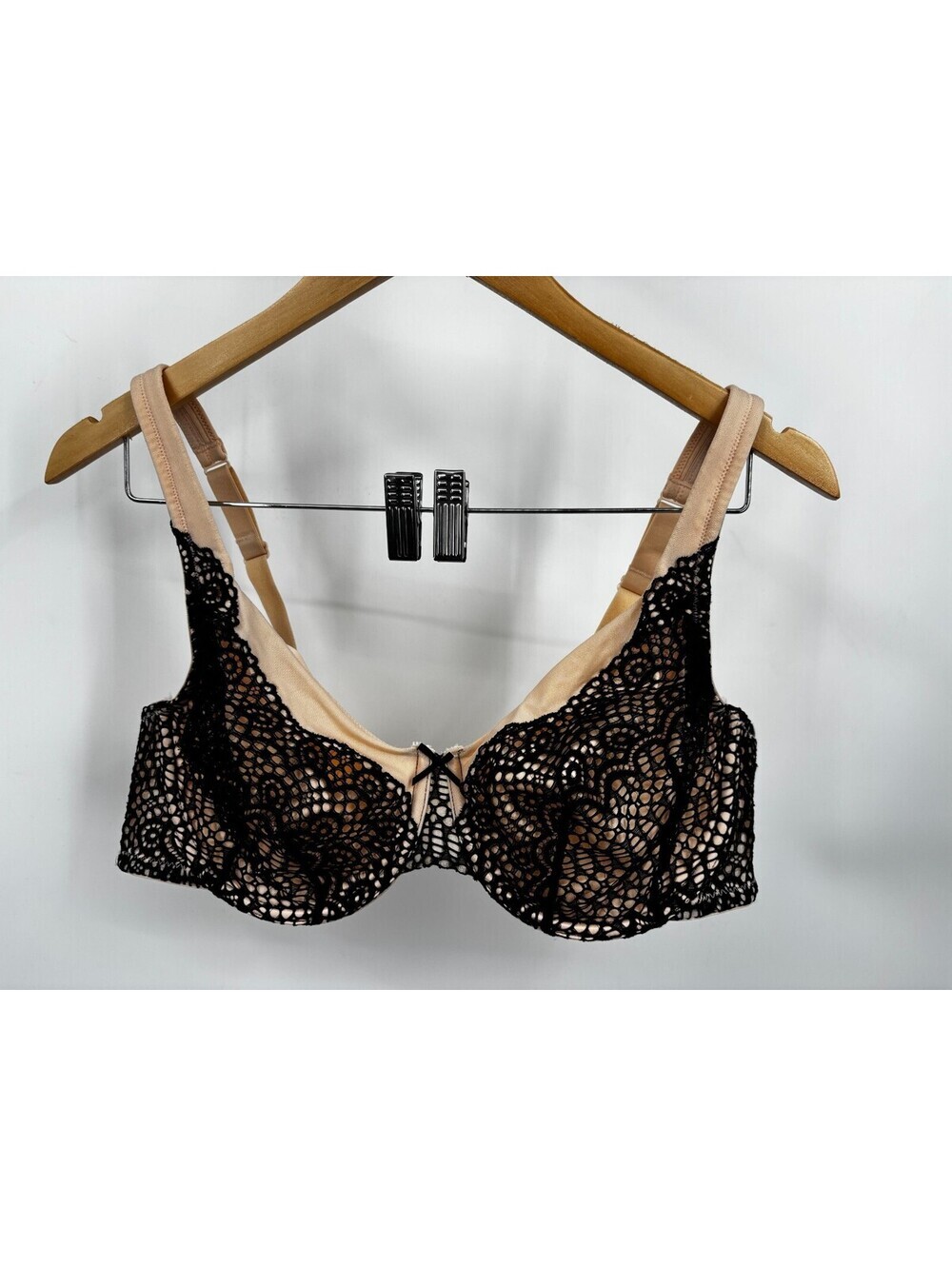 Cacique Womens Full Coverage Bra Black Beige Lace Overlay Underwire Size 40C